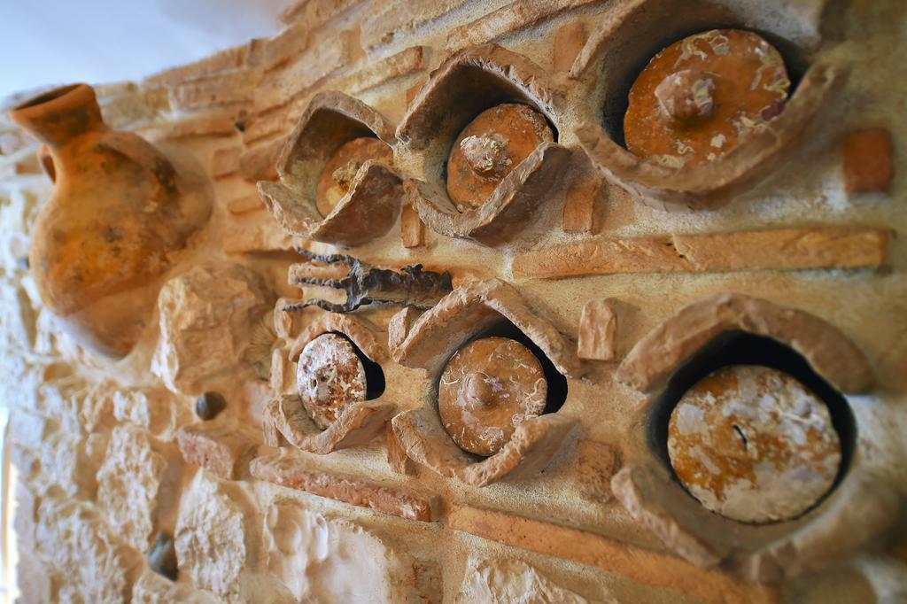 Antique Apartment Arsenale Ровінь Екстер'єр фото